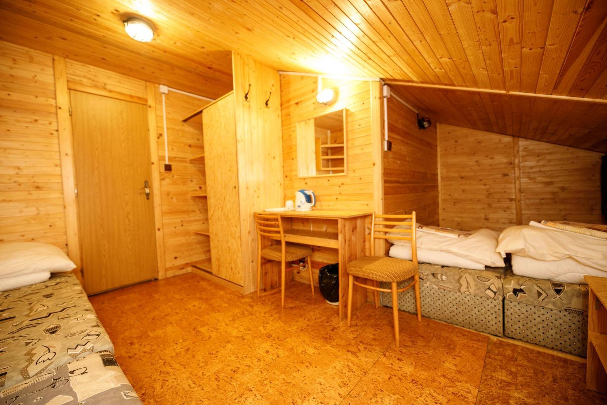 Komari Louka Nova Olesna Extérieur photo